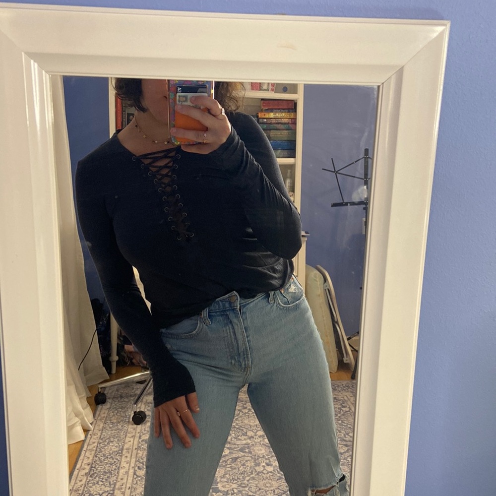 AE Soft & Sexy Lace Up Long Sleeve Tee in XS